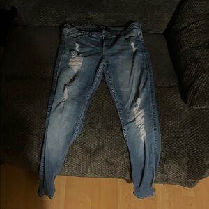 Hollister Women's Light Blue Distressed Skinny Jeans